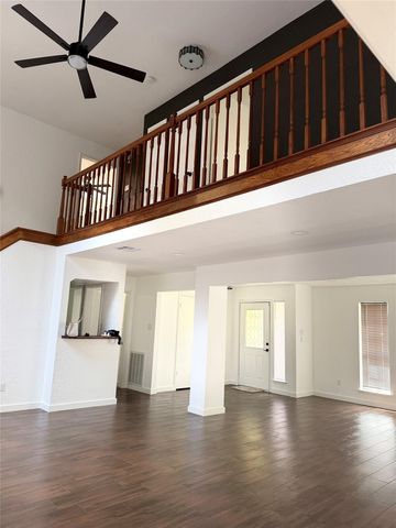 3518 Creekbriar Drive, Houston, TX 77068