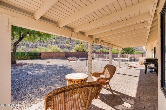 1735 W Avenida De Amelia, Sahuarita, AZ 85629