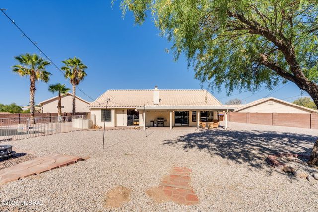 1735 W Avenida De Amelia, Sahuarita, AZ 85629