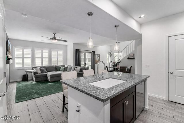 3935 E ROUGH RIDER Road 1293, Phoenix, AZ 85050