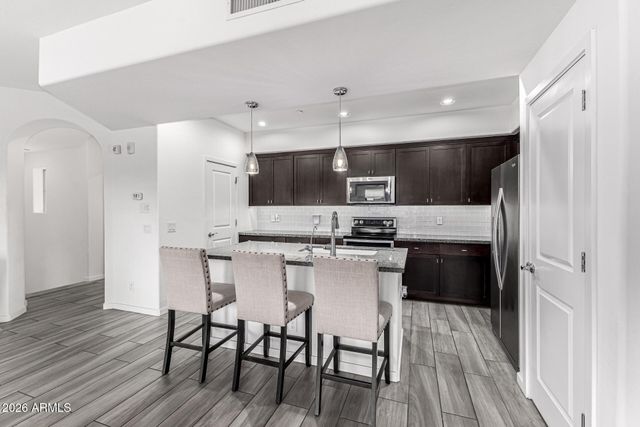 3935 E ROUGH RIDER Road 1293, Phoenix, AZ 85050