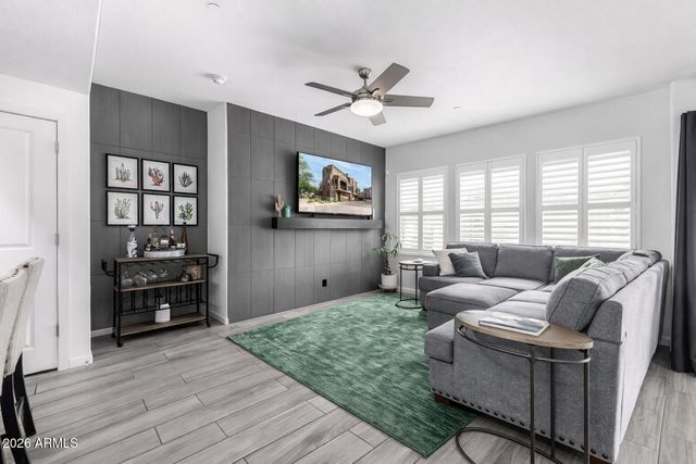 3935 E ROUGH RIDER Road 1293, Phoenix, AZ 85050