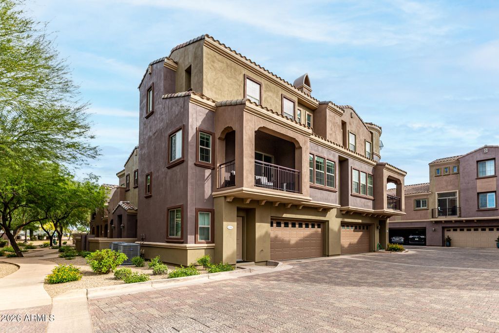 3935 E ROUGH RIDER Road 1293, Phoenix, AZ 85050