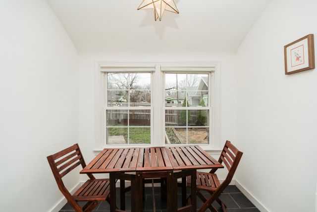 1615 S Delaware Avenue, Springfield, MO 65804