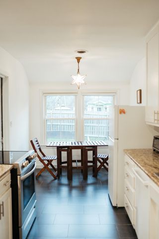 1615 S Delaware Avenue, Springfield, MO 65804