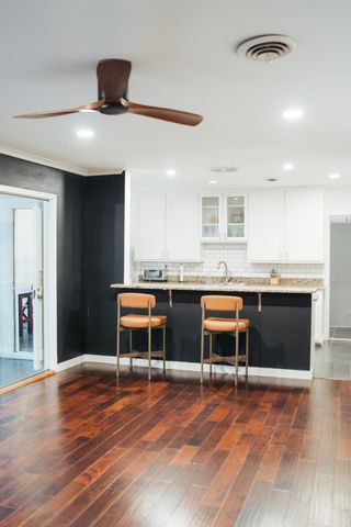 1615 S Delaware Avenue, Springfield, MO 65804