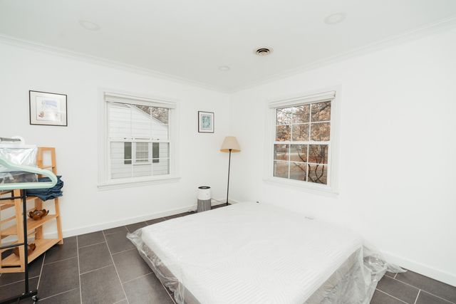 1615 S Delaware Avenue, Springfield, MO 65804