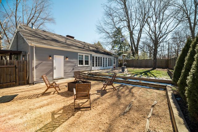 1615 S Delaware Avenue, Springfield, MO 65804