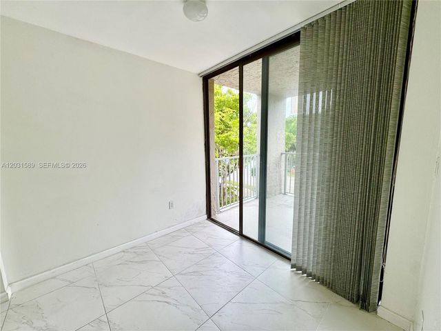 17600 N Bay Rd N302, Sunny Isles Beach, FL 33160