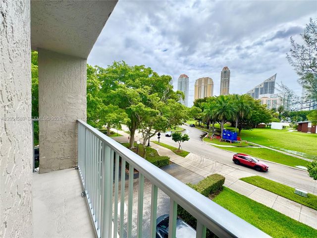 17600 N Bay Rd N302, Sunny Isles Beach, FL 33160