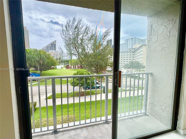 17600 N Bay Rd N302, Sunny Isles Beach, FL 33160