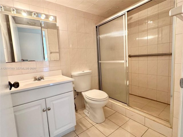 17600 N Bay Rd N302, Sunny Isles Beach, FL 33160