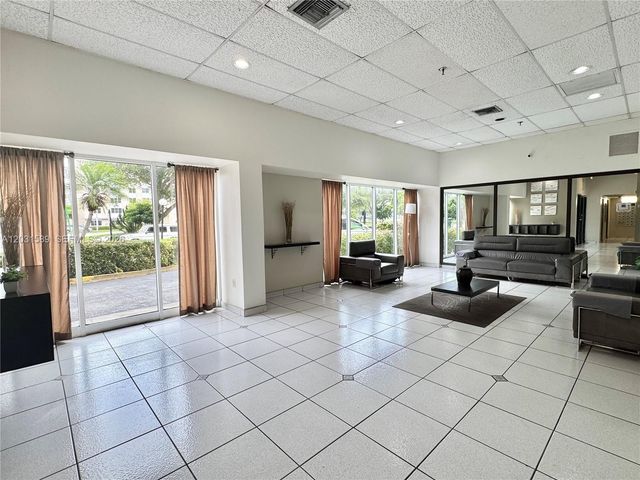 17600 N Bay Rd N302, Sunny Isles Beach, FL 33160
