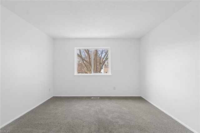 150 Tower DR, Virginia Beach, VA 23462