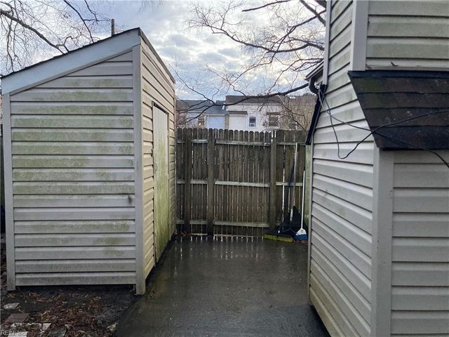 150 Tower DR, Virginia Beach, VA 23462