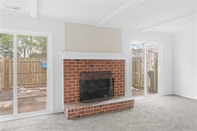 150 Tower DR, Virginia Beach, VA 23462