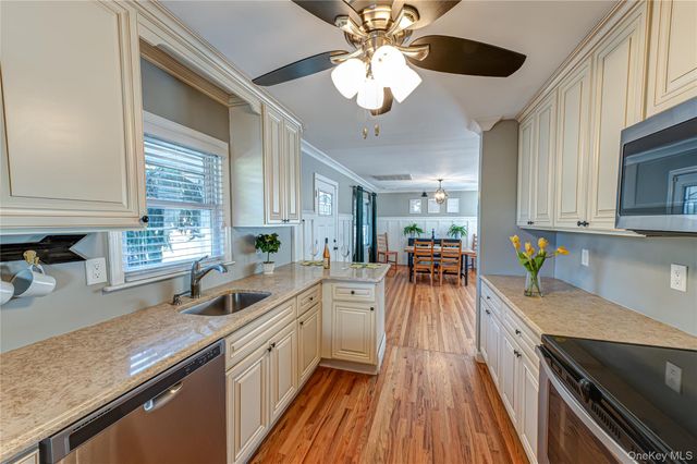 75 Hazard Avenue, Huntington Station, NY 11746