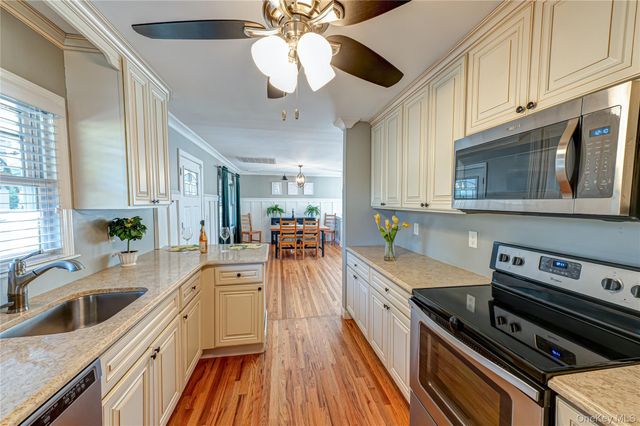 75 Hazard Avenue, Huntington Station, NY 11746