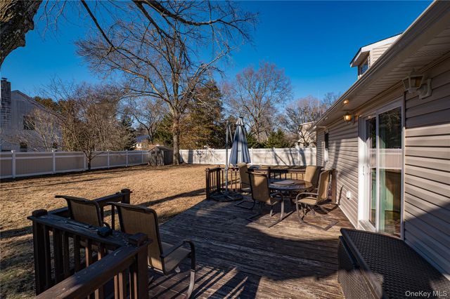 75 Hazard Avenue, Huntington Station, NY 11746