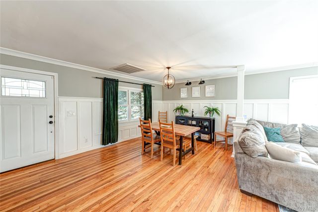 75 Hazard Avenue, Huntington Station, NY 11746