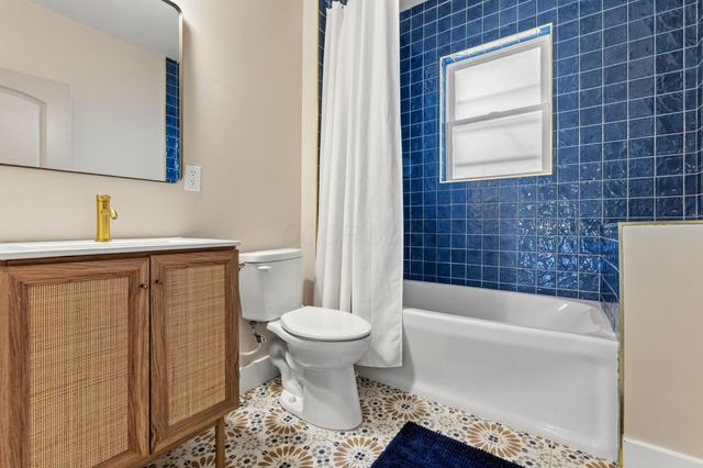 1698 Bryden Road, Columbus, OH 43205