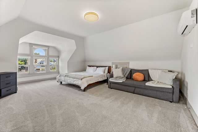 1698 Bryden Road, Columbus, OH 43205