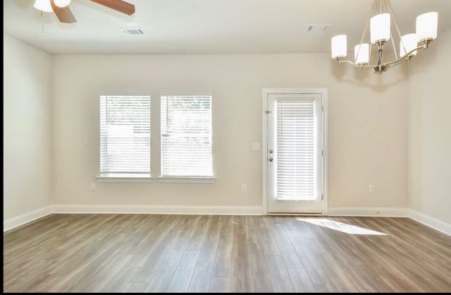 1503 Olympic Ln, Lebanon, TN 37087