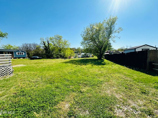 1323 Goodson Avenue, Morristown, TN 37814