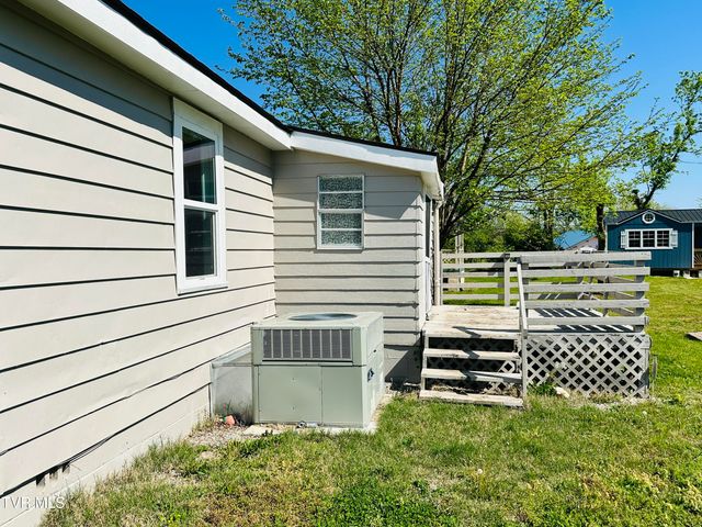 1323 Goodson Avenue, Morristown, TN 37814