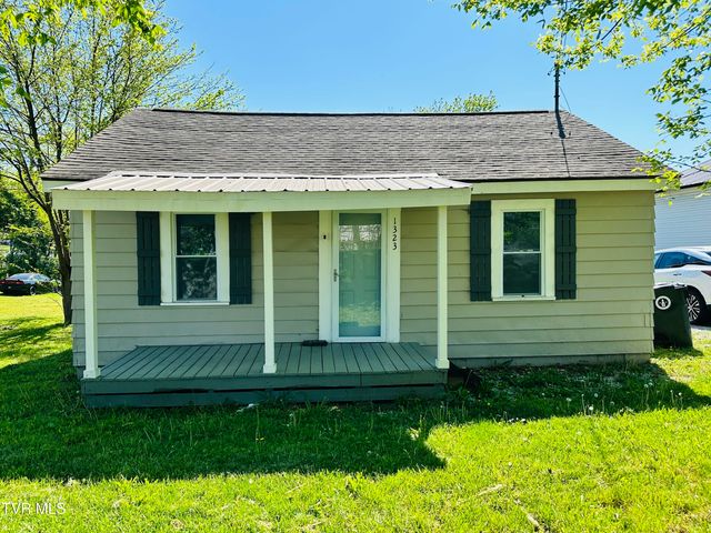 1323 Goodson Avenue, Morristown, TN 37814