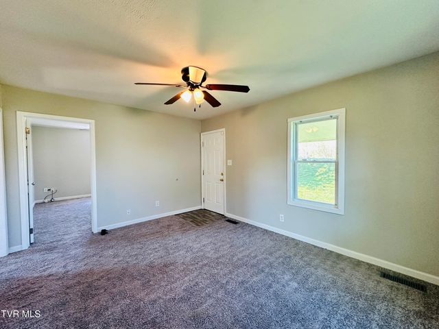 1323 Goodson Avenue, Morristown, TN 37814