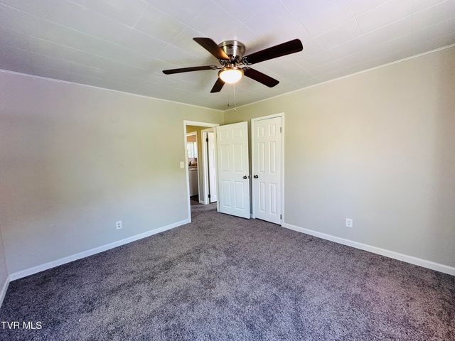 1323 Goodson Avenue, Morristown, TN 37814
