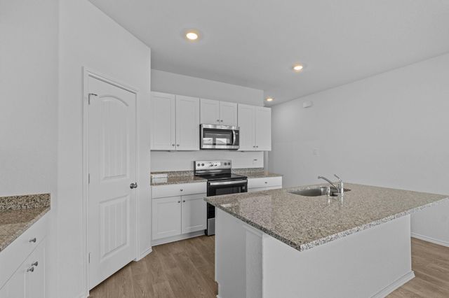 323 Boatman CV, Seguin, TX 78666