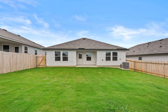 323 Boatman CV, Seguin, TX 78666