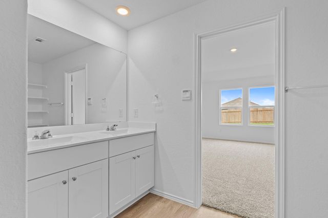 323 Boatman CV, Seguin, TX 78666