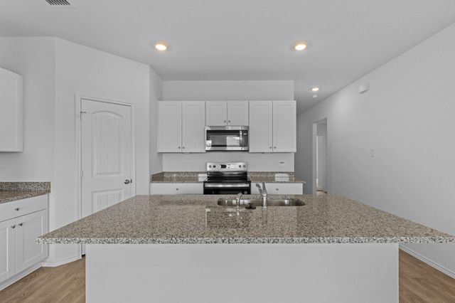 323 Boatman CV, Seguin, TX 78666