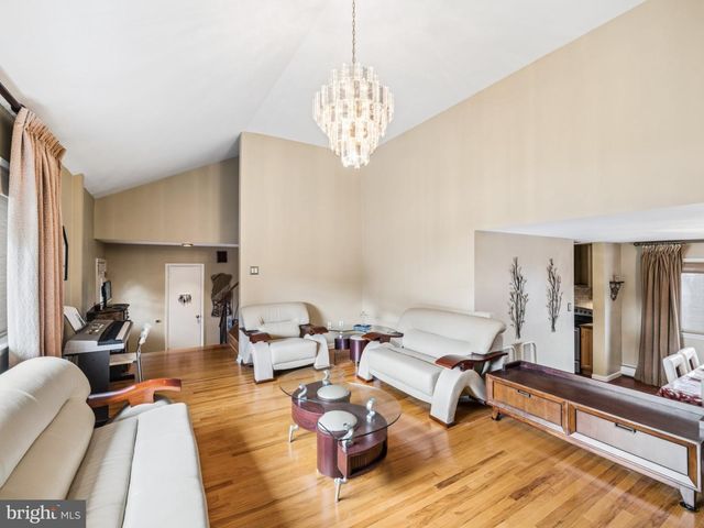 515 DAVIS RD, Cheltenham, PA 19012