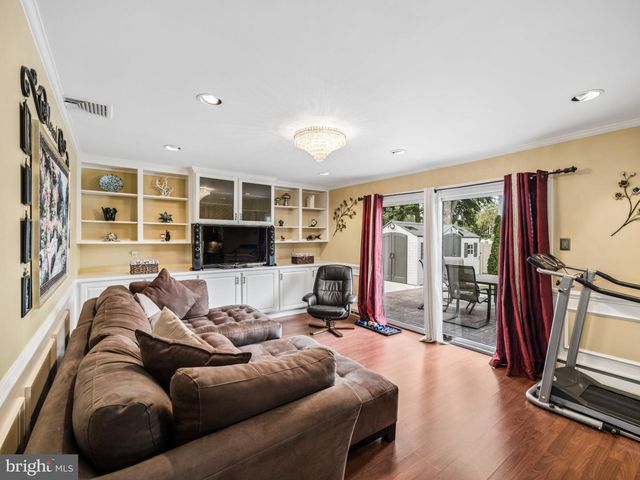 515 DAVIS RD, Cheltenham, PA 19012