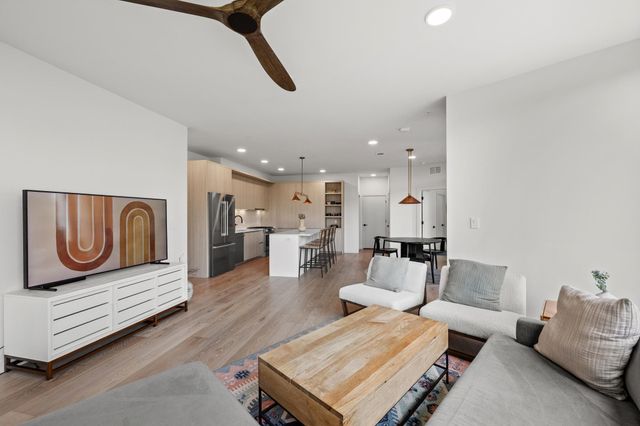 2209 S 1st ST 328, Austin, TX 78704