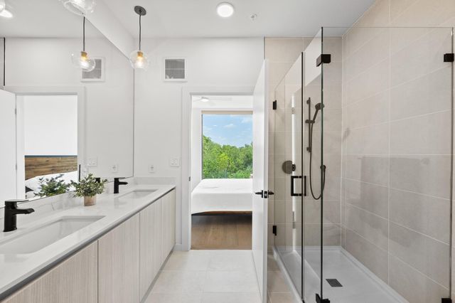 2209 S 1st ST 328, Austin, TX 78704