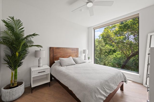 2209 S 1st ST 328, Austin, TX 78704