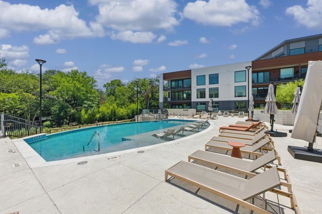 2209 S 1st ST 328, Austin, TX 78704