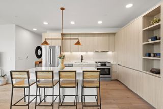 2209 S 1st ST 328, Austin, TX 78704