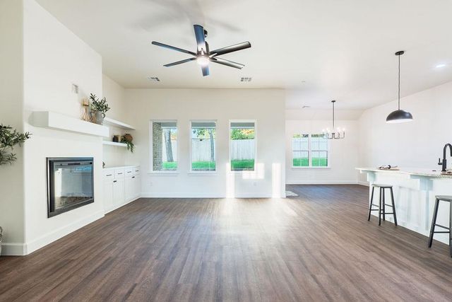1804 Larkin Lane, Shawnee, OK 74804