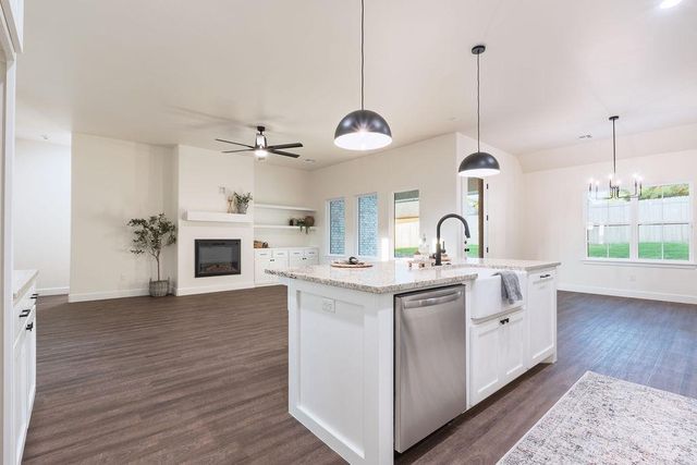 1804 Larkin Lane, Shawnee, OK 74804
