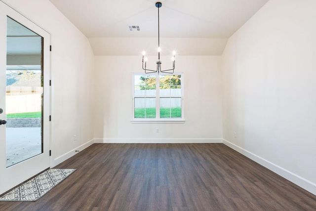 1804 Larkin Lane, Shawnee, OK 74804