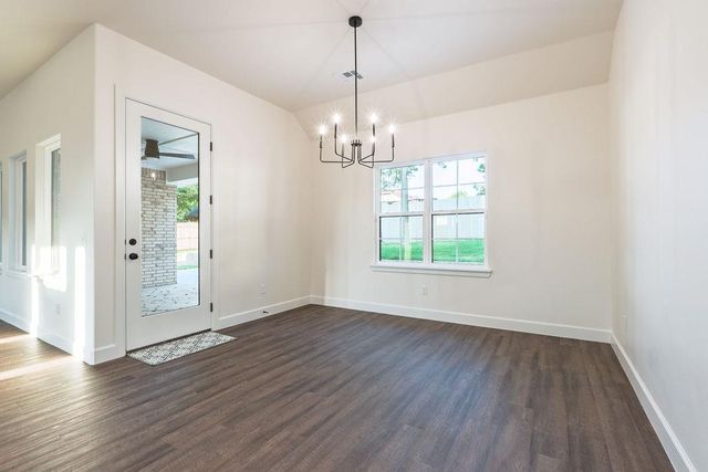 1804 Larkin Lane, Shawnee, OK 74804