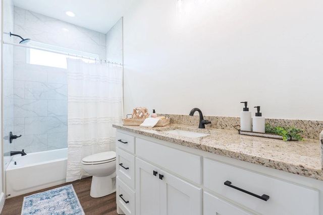 1804 Larkin Lane, Shawnee, OK 74804