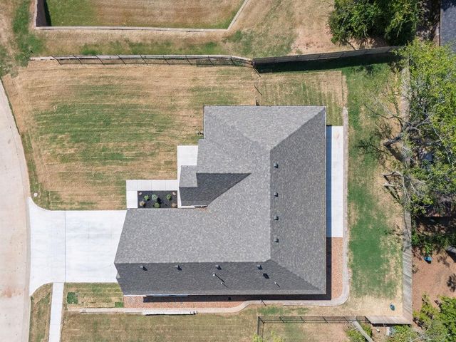 1804 Larkin Lane, Shawnee, OK 74804