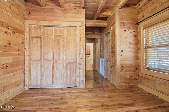 24481 Walden Road, Abingdon, VA 24210